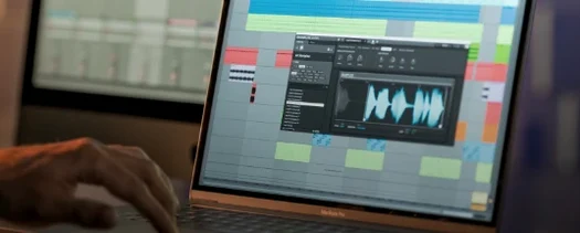 Komplete Kontrol identity mark